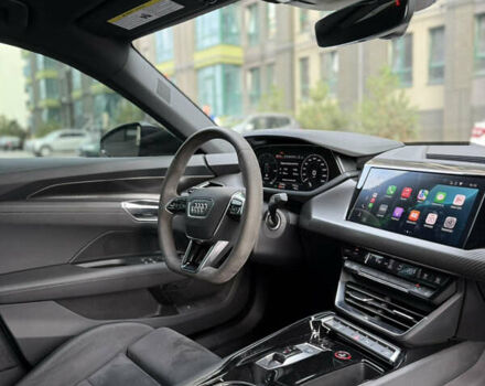 Черный Ауди e-tron GT, объемом двигателя 0 л и пробегом 31 тыс. км за 50000 $, фото 38 на Automoto.ua