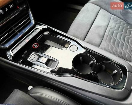 Черный Ауди e-tron GT, объемом двигателя 0 л и пробегом 33 тыс. км за 59900 $, фото 28 на Automoto.ua