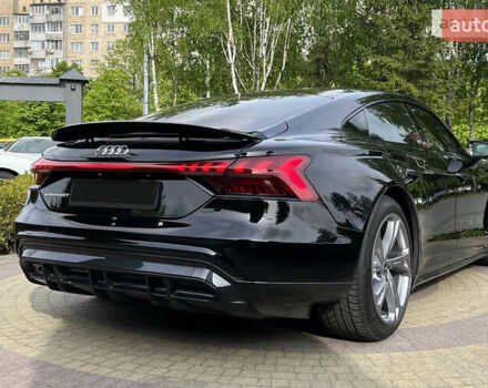Черный Ауди e-tron GT, объемом двигателя 0 л и пробегом 4 тыс. км за 71000 $, фото 5 на Automoto.ua