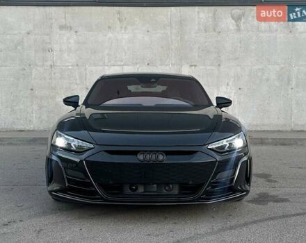 Черный Ауди e-tron GT, объемом двигателя 0 л и пробегом 63 тыс. км за 62500 $, фото 8 на Automoto.ua