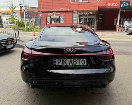 Черный Ауди e-tron GT, объемом двигателя 0 л и пробегом 33 тыс. км за 59900 $, фото 6 на Automoto.ua