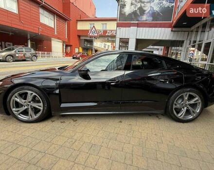 Черный Ауди e-tron GT, объемом двигателя 0 л и пробегом 33 тыс. км за 59900 $, фото 8 на Automoto.ua