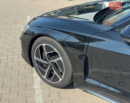 Черный Ауди e-tron GT, объемом двигателя 0 л и пробегом 516 тыс. км за 57900 $, фото 3 на Automoto.ua