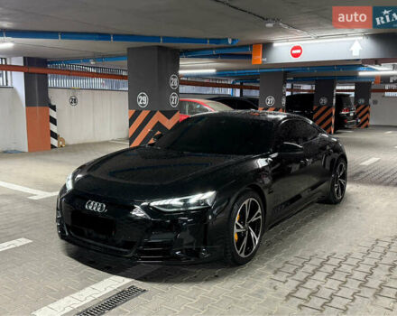 Черный Ауди e-tron GT, объемом двигателя 0 л и пробегом 65 тыс. км за 54500 $, фото 9 на Automoto.ua