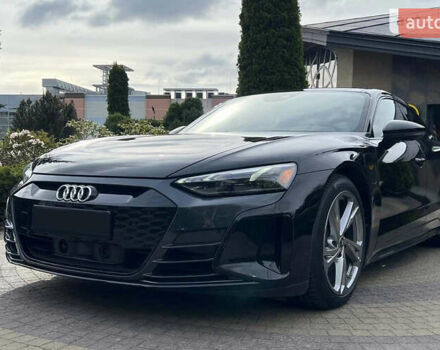 Черный Ауди e-tron GT, объемом двигателя 0 л и пробегом 4 тыс. км за 71000 $, фото 1 на Automoto.ua