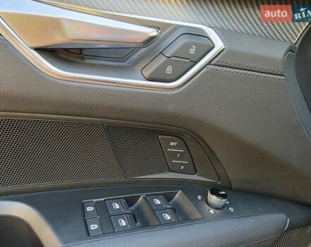 Черный Ауди e-tron GT, объемом двигателя 0 л и пробегом 72 тыс. км за 54500 $, фото 9 на Automoto.ua