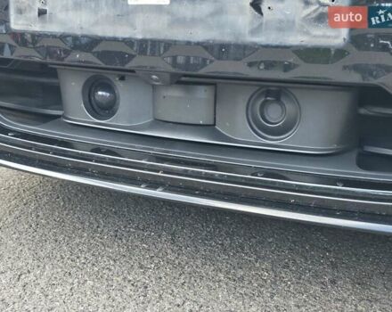 Черный Ауди e-tron GT, объемом двигателя 0 л и пробегом 72 тыс. км за 54500 $, фото 14 на Automoto.ua