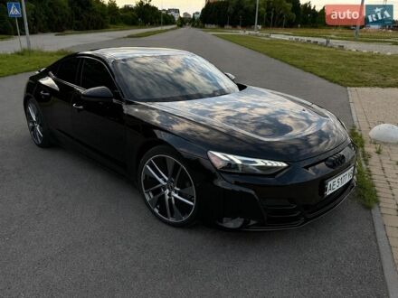 Чорний Ауді e-tron GT, об'ємом двигуна 0 л та пробігом 39 тис. км за 48000 $, фото 1 на Automoto.ua