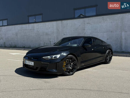 Черный Ауди e-tron GT, объемом двигателя 0 л и пробегом 63 тыс. км за 62500 $, фото 1 на Automoto.ua