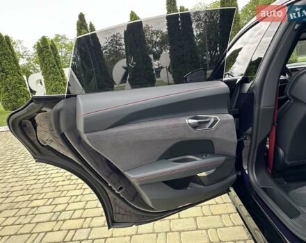 Фіолетовий Ауді e-tron GT, об'ємом двигуна 0 л та пробігом 20 тис. км за 100000 $, фото 38 на Automoto.ua