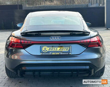 Серый Ауди e-tron GT, объемом двигателя 94 л и пробегом 35 тыс. км за 59900 $, фото 4 на Automoto.ua
