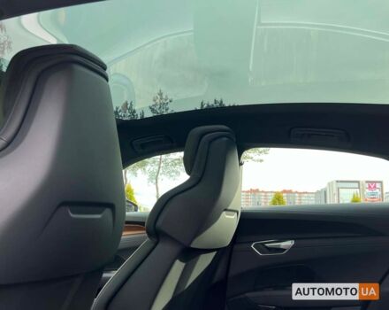 Серый Ауди e-tron GT, объемом двигателя 93 л и пробегом 2 тыс. км за 70900 $, фото 10 на Automoto.ua