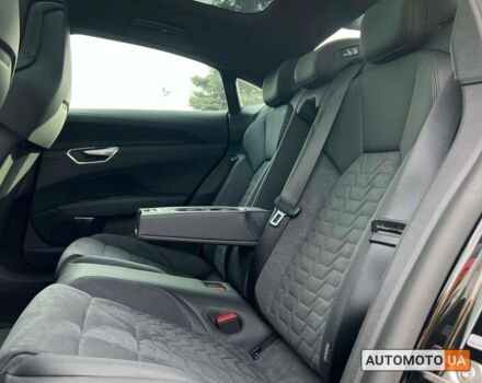 Сірий Ауді e-tron GT, об'ємом двигуна 93 л та пробігом 2 тис. км за 70900 $, фото 9 на Automoto.ua