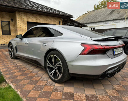 Серый Ауди e-tron GT, объемом двигателя 0 л и пробегом 68 тыс. км за 45500 $, фото 11 на Automoto.ua