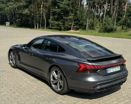 Серый Ауди e-tron GT, объемом двигателя 0 л и пробегом 90 тыс. км за 52800 $, фото 11 на Automoto.ua