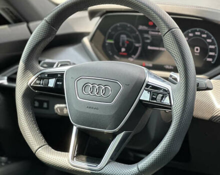 Сірий Ауді e-tron GT, об'ємом двигуна 0 л та пробігом 25 тис. км за 56900 $, фото 14 на Automoto.ua