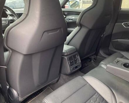 Серый Ауди e-tron GT, объемом двигателя 0 л и пробегом 58 тыс. км за 51499 $, фото 8 на Automoto.ua