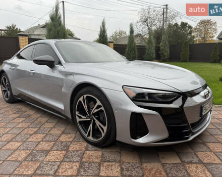 Серый Ауди e-tron GT, объемом двигателя 0 л и пробегом 68 тыс. км за 45500 $, фото 21 на Automoto.ua