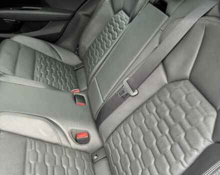 Серый Ауди e-tron GT, объемом двигателя 0 л и пробегом 68 тыс. км за 45500 $, фото 5 на Automoto.ua