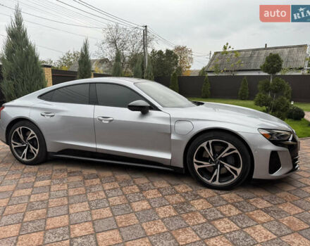 Серый Ауди e-tron GT, объемом двигателя 0 л и пробегом 68 тыс. км за 45500 $, фото 22 на Automoto.ua