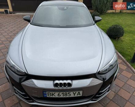 Серый Ауди e-tron GT, объемом двигателя 0 л и пробегом 68 тыс. км за 45500 $, фото 18 на Automoto.ua