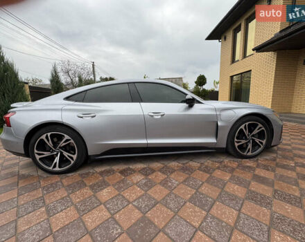 Серый Ауди e-tron GT, объемом двигателя 0 л и пробегом 68 тыс. км за 45500 $, фото 16 на Automoto.ua