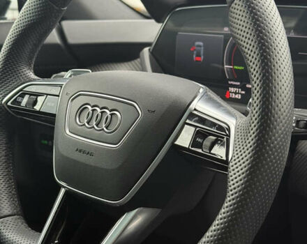 Сірий Ауді e-tron GT, об'ємом двигуна 0 л та пробігом 19 тис. км за 50000 $, фото 6 на Automoto.ua