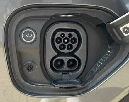 Серый Ауди e-tron GT, объемом двигателя 0 л и пробегом 90 тыс. км за 52800 $, фото 14 на Automoto.ua