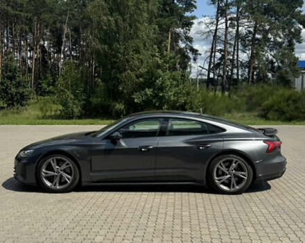 Серый Ауди e-tron GT, объемом двигателя 0 л и пробегом 90 тыс. км за 52800 $, фото 12 на Automoto.ua