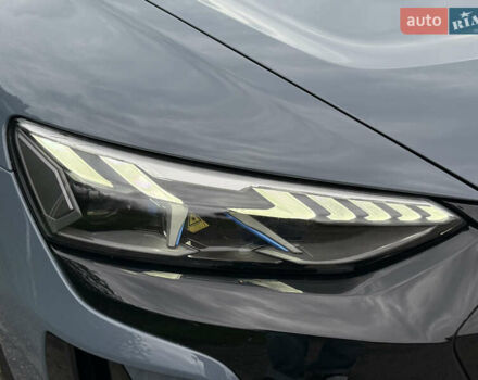 Сірий Ауді e-tron GT, об'ємом двигуна 0 л та пробігом 19 тис. км за 50000 $, фото 40 на Automoto.ua