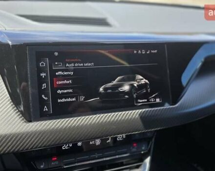 Серый Ауди e-tron GT, объемом двигателя 0 л и пробегом 26 тыс. км за 48500 $, фото 17 на Automoto.ua