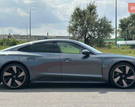 Сірий Ауді e-tron GT, об'ємом двигуна 0 л та пробігом 25 тис. км за 56900 $, фото 4 на Automoto.ua
