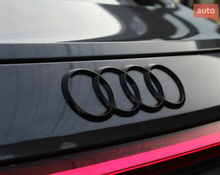 Сірий Ауді e-tron GT, об'ємом двигуна 0 л та пробігом 52 тис. км за 57700 $, фото 23 на Automoto.ua
