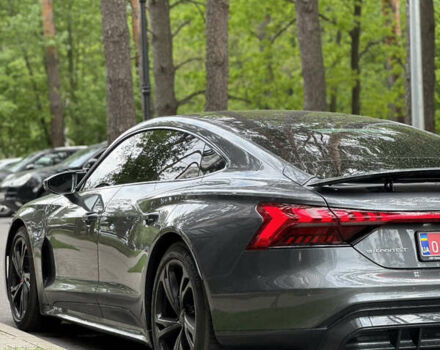 Серый Ауди e-tron GT, объемом двигателя 0 л и пробегом 14 тыс. км за 48500 $, фото 9 на Automoto.ua