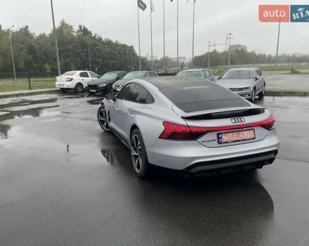 Серый Ауди e-tron GT, объемом двигателя 0 л и пробегом 52 тыс. км за 46000 $, фото 4 на Automoto.ua