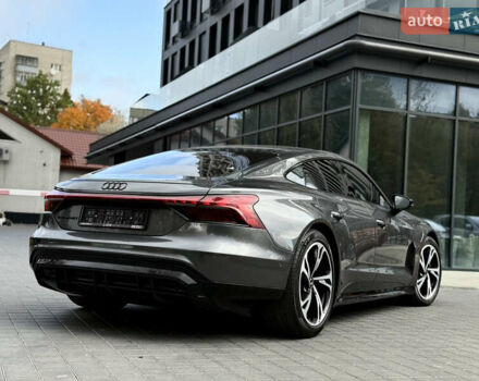 Серый Ауди e-tron GT, объемом двигателя 0 л и пробегом 94 тыс. км за 48900 $, фото 15 на Automoto.ua