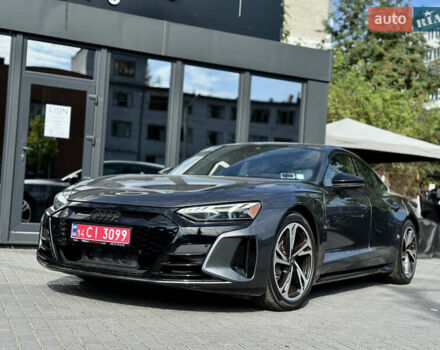 Серый Ауди e-tron GT, объемом двигателя 0 л и пробегом 94 тыс. км за 44500 $, фото 1 на Automoto.ua