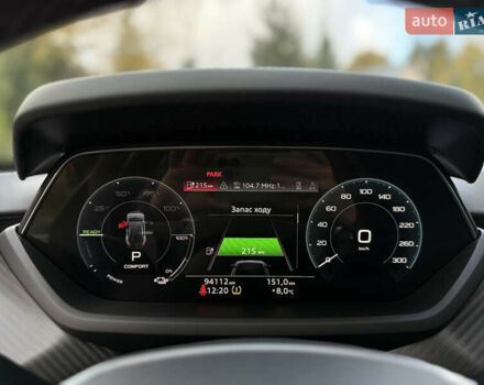 Серый Ауди e-tron GT, объемом двигателя 0 л и пробегом 94 тыс. км за 48900 $, фото 34 на Automoto.ua