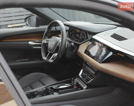 Сірий Ауді e-tron GT, об'ємом двигуна 0 л та пробігом 52 тис. км за 57700 $, фото 28 на Automoto.ua