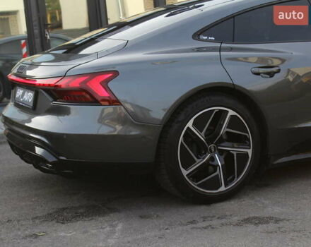 Сірий Ауді e-tron GT, об'ємом двигуна 0 л та пробігом 52 тис. км за 57700 $, фото 16 на Automoto.ua