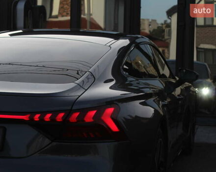 Сірий Ауді e-tron GT, об'ємом двигуна 0 л та пробігом 52 тис. км за 57700 $, фото 22 на Automoto.ua