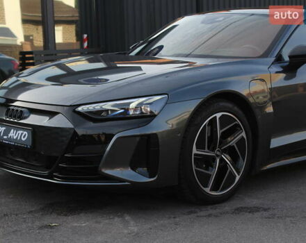 Сірий Ауді e-tron GT, об'ємом двигуна 0 л та пробігом 52 тис. км за 57700 $, фото 10 на Automoto.ua