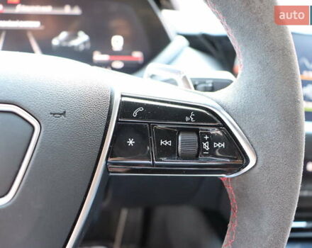 Серый Ауди e-tron GT, объемом двигателя 0 л и пробегом 17 тыс. км за 66900 $, фото 20 на Automoto.ua