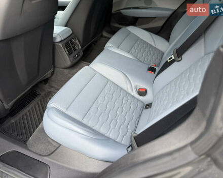 Серый Ауди e-tron GT, объемом двигателя 0 л и пробегом 94 тыс. км за 48900 $, фото 48 на Automoto.ua