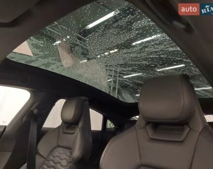 Серый Ауди e-tron GT, объемом двигателя 0 л и пробегом 77 тыс. км за 56500 $, фото 12 на Automoto.ua