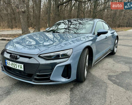 Серый Ауди e-tron GT, объемом двигателя 0 л и пробегом 3 тыс. км за 55500 $, фото 3 на Automoto.ua