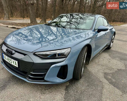 Серый Ауди e-tron GT, объемом двигателя 0 л и пробегом 3 тыс. км за 55500 $, фото 1 на Automoto.ua