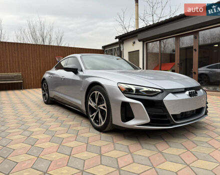 Серый Ауди e-tron GT, объемом двигателя 0 л и пробегом 4 тыс. км за 58900 $, фото 1 на Automoto.ua
