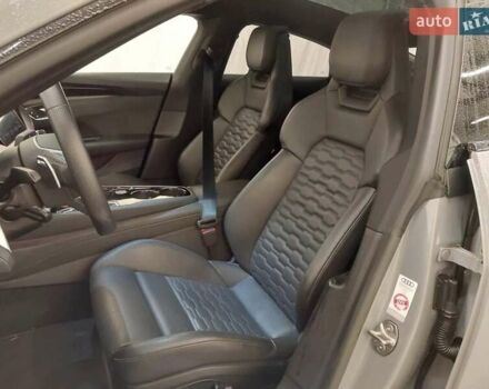 Серый Ауди e-tron GT, объемом двигателя 0 л и пробегом 77 тыс. км за 56500 $, фото 14 на Automoto.ua