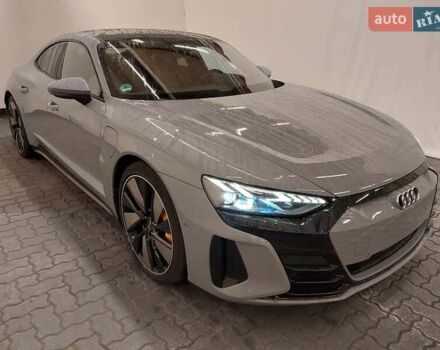 Серый Ауди e-tron GT, объемом двигателя 0 л и пробегом 77 тыс. км за 56500 $, фото 1 на Automoto.ua